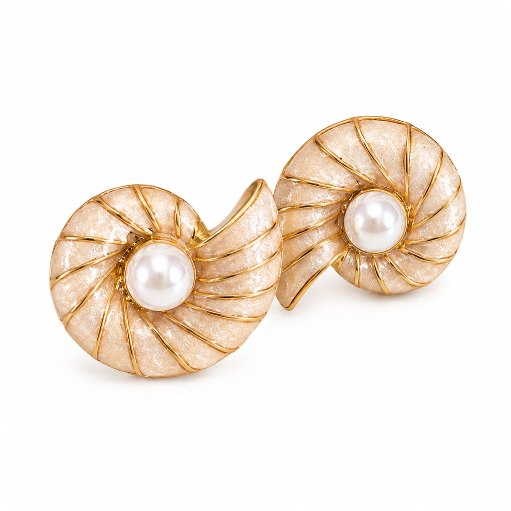 Nautilus Pearl Earring