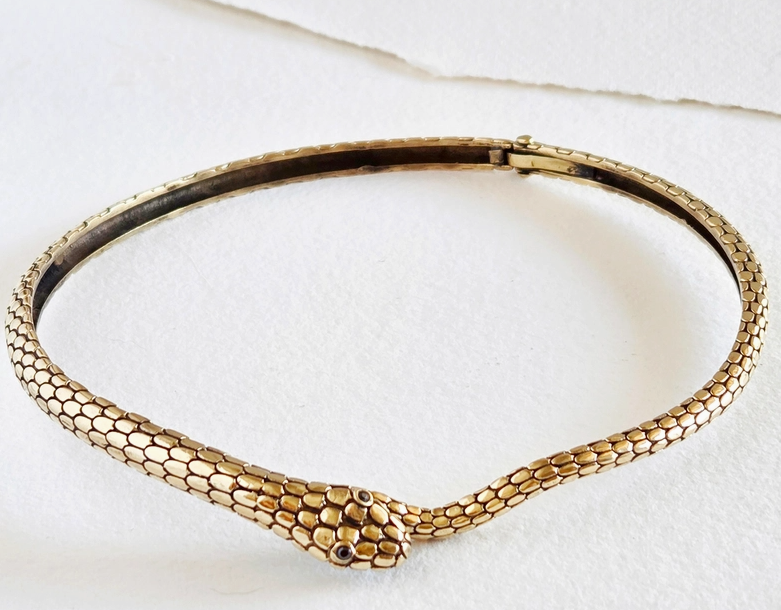 The Ophidia Choker