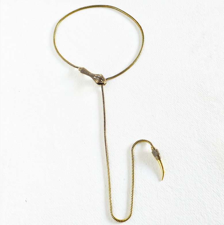 The Medusa Lariat