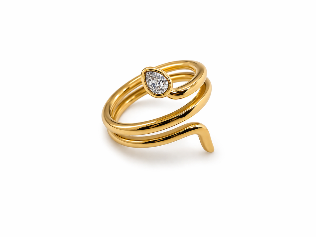 Aurelia Coil Ring