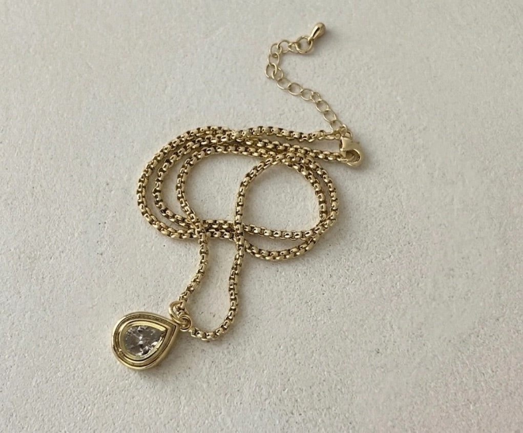 Dew Drop Necklace